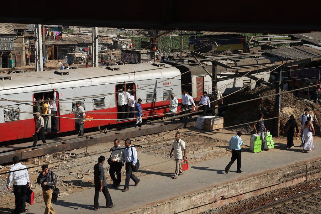 A train station in Mumbai, 2009. Photo: World Bank CC BY-NC-ND 2.0