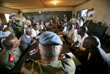 A delegation of the government of the Democratic Republic of Congo negotiate with Ituri militia groups