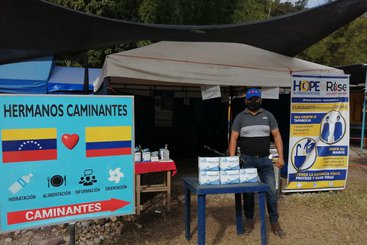 Help point for caminantes travelling from Venezuela to Colombia.
