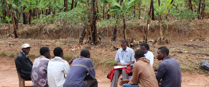 IDLo-ReneeChartres-Burundi-consultationswithmen-Oct2015.JPG