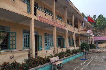 Secondary school in Viet Nam (2016)
