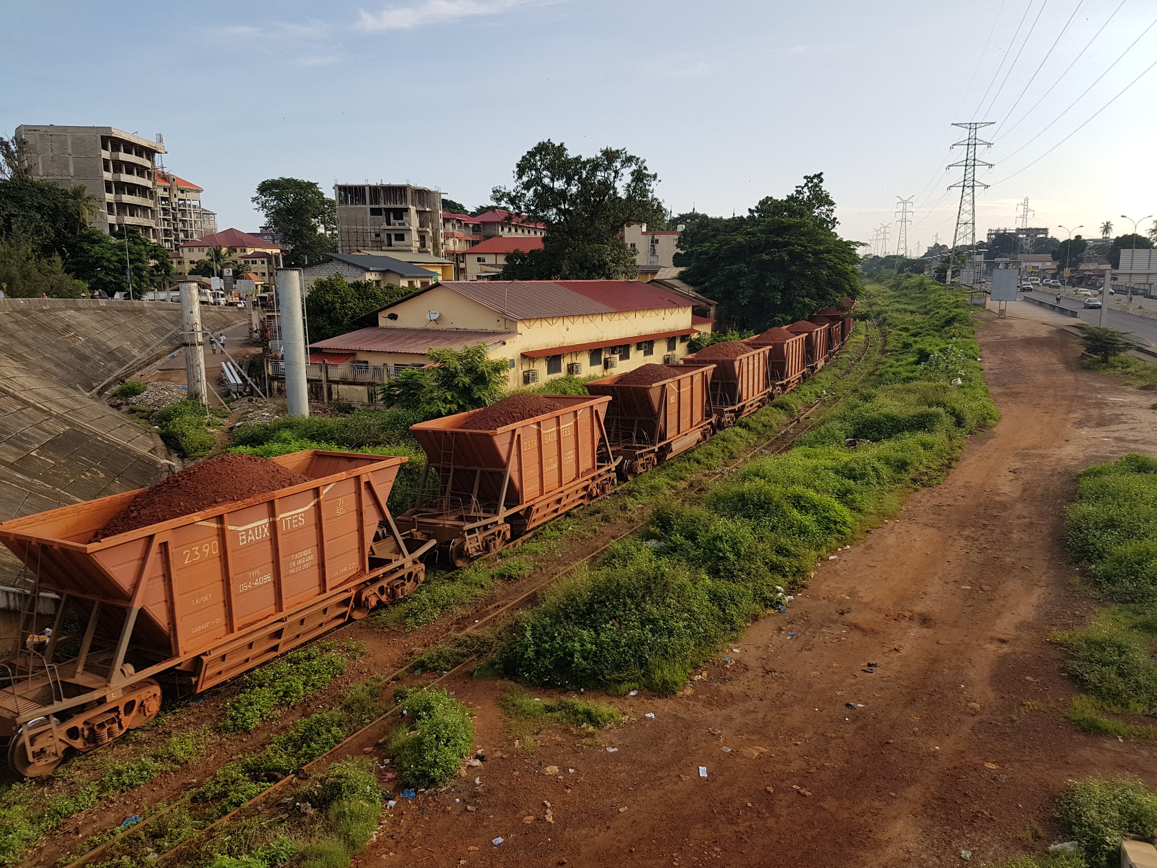 judithkunert_train_bauxite_conakry_2017_guinea.jpg